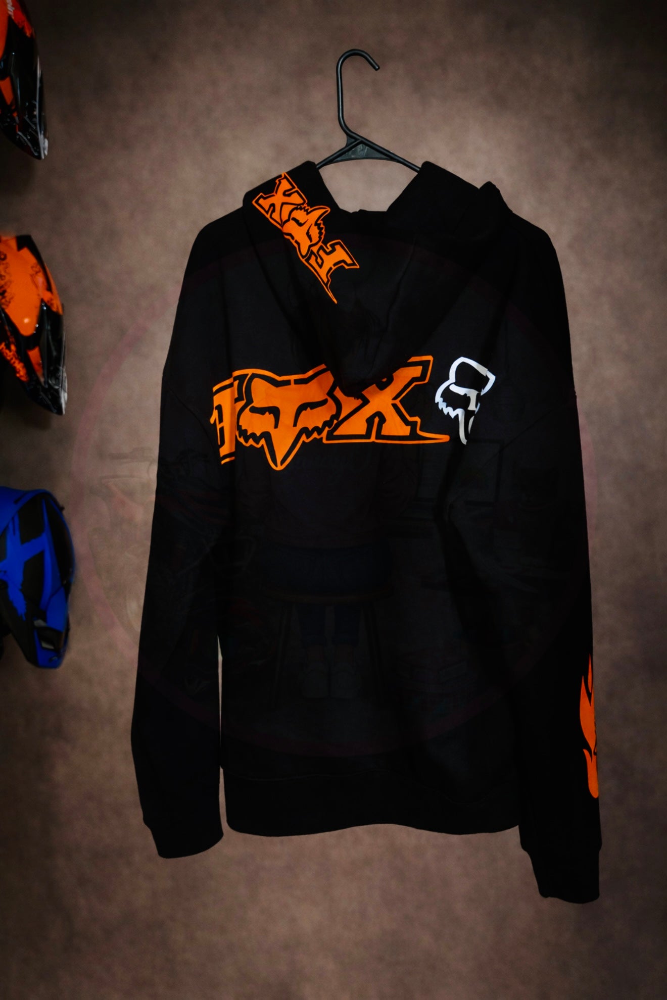 Hoodie FOX– Diseño exclusivo